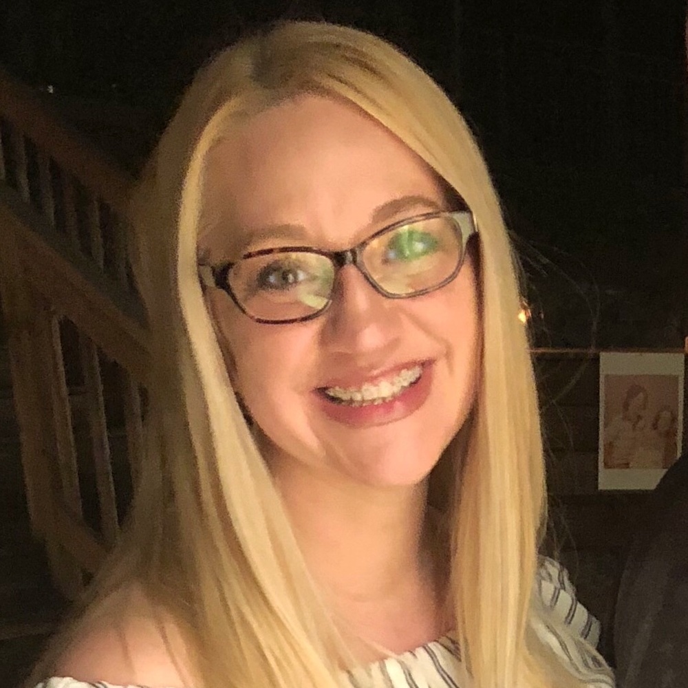 Meet your Posher, Crystal